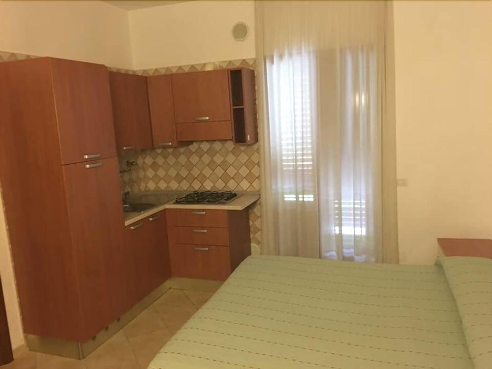 Residence Villa Candida В'єсте Екстер'єр фото
